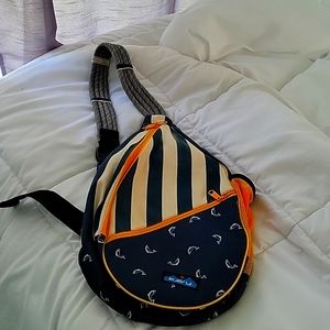 Kavu Crossbody Purse